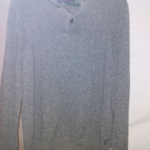 American eagle sweater size medium